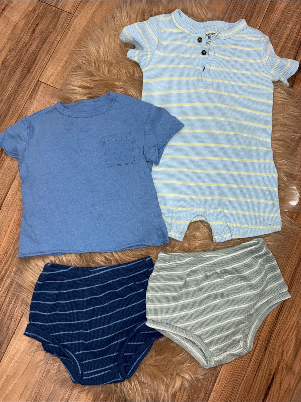 Set of Striped Clothes for Baby 18M